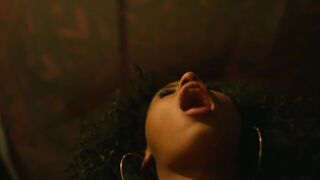 Gabz naked, Nina Tomsic sex scene | Divided Youth - Season 01 (2024)