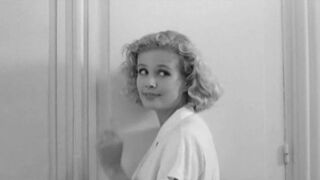 Gunilla Karlzen nude. La salle de bain (1989) Full Frontal Classic Scene