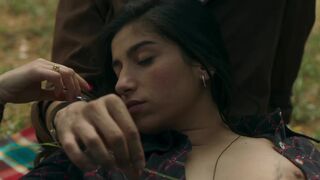 Carolina Yuste nude - Saben aquell (2023)