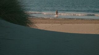 Macha Meril naked, Laurence Cortadellas topless. Vagabond (1985)