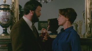 Chris Lomme nude - Het einde van de reis (1981) classic naked movie scenes