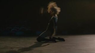 Linda Lapinsh sexy - GDR s01e05-06 (2024)