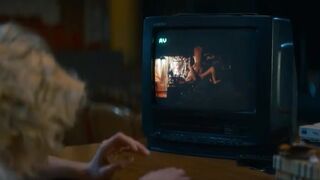 Linda Lapinsh sexy - GDR s01e05-06 (2024)