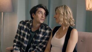 Anna Smołowik, Zofia Stafiej, Ina Sobala, Sonia Bohosiewicz - Rodzina na Maxa s01e10-13 (2023)