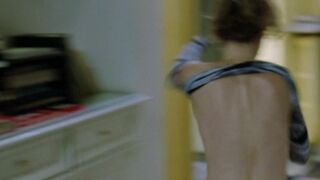 Alba Rohrwacher nude - La solitudine dei numeri primi (2010) Bath Scene