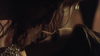 Manuela Arcuri nude ⭐  Juana La Loca (2001)