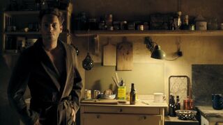 Cornelia Ivancan hot - Der Vampir auf der Couch (2014)