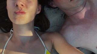 Victoria Schulz nude, Maya Unger topless sex - Vamos a la playa (2022) nude movie scenes