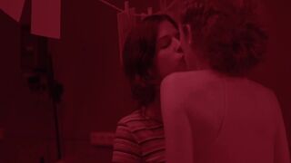Aura Garrido hot, Iria del Río, Rebeca Sala, Isabel Ampudia sexy - Amanece (2023) Lesbian Ho Scene