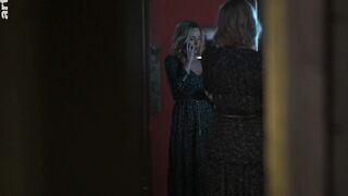 Audrey Fleurot sexy - Esprit d'hiver s01e02 (2022)