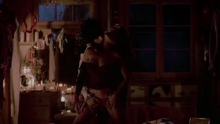 Apollonia Kotero nude - Purple Rain (1984)