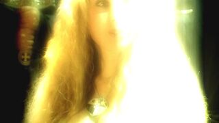 Marta Nieto sexy episodes - La cripta, el último secreto (2020)