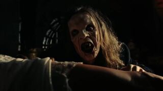 Denice Duff naked, Melanie Shatner ude in "Bloodstone Subspecies II" (1993)