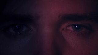 Júlia Molins topless - I Never (2018) sex scene | voyeurism