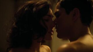 Ana Claudia Talancón topless, Vico Escorcia topless, Daniela Álvarez topless sex scenes - Se llamaba Pedro Infante (2023) Season 01