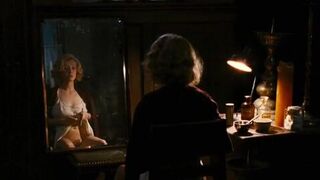 Carice van Houten naked - Black Book (2006)