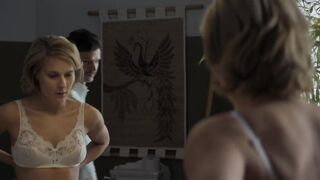 Lena Gora nudity in "Święty" (2023)