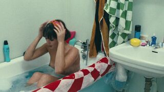 Helena Bielicic topless - 2 or 3 Things I Know About Her (1967) Classic Topless Scene