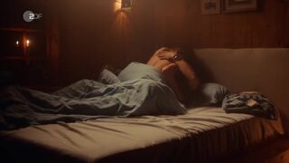 Nadine Menz hot ⭐ Inga Lindström (2021) s18e06