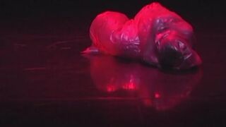 Nude on Stage Tiffany Mc Swaker - MAIEUTICS (2022) Nudity Performance