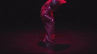 Nude on Stage Tiffany Mc Swaker - MAIEUTICS (2022) Nudity Performance