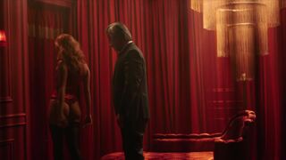 Júlia Palha hot - O Clube s04e03 (2023) Sexy TV Scenes