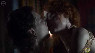 Kata Gaspar topless. Tündérkert (2023) TV Show Nudity Scene