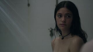 Maisie Williams, Anya Taylor-Joy - The New Mutants (2020) celeb sexy scene