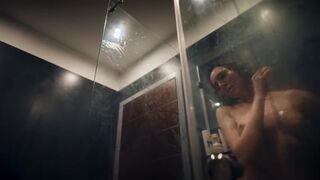 Eva Indenbaum nude ⭐ Struny s02e01 (2024)