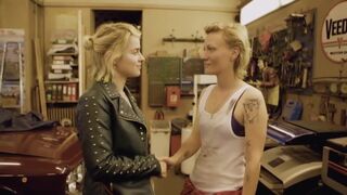 Martina Schone-Radunski, Lana Cooper - Kim hat einen Penis (2018) Hot Movie Scenes