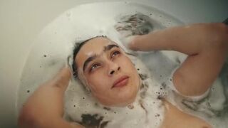 Apolonia Sokol topless - Apolonia, Apolonia (2022)