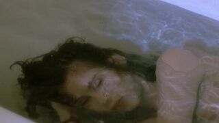 Fanny Bastien nude ⭐ Urgence (1985)