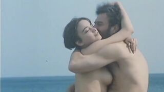 Katarina Zutic nude. Vizantijsko plavo (1993)