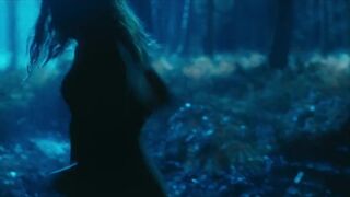 Fantine Harduin topless - Promethee (2022)  s01-e01,03