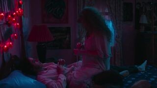 Kathryn Newton sexy - Lisa Frankenstein (2024)