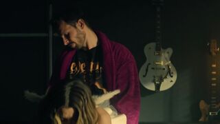 Aleksandra Poplawska, Julia Wieniawa nudity and hot - Nie cudzolóz i nie kradnij (2022) Polish hottest video