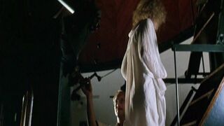 Amaliya Mordvinova naked, Nutsa Kukhianidze nude - 27 Missing Kisses (2000)