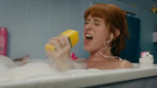 Audrey Fleurot - HPI Haut Potentiel Intellectuel (2022) s02-e02 funny bath scene