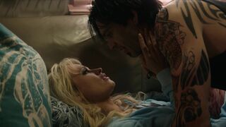 Lily James, Crystal Rush, McKenzie Lee, Nikki Benz - Pam _ Tommy s01e04 (2022) Sexy Actress Celebrity