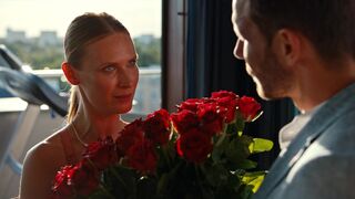 Adrianna Chlebicka, Antonina Jarnuszkiewicz - Squared Love (Milosc do kwadratu) (2021) actress hot video