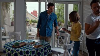 Adrianna Chlebicka, Antonina Jarnuszkiewicz - Squared Love (Milosc do kwadratu) (2021) actress hot video