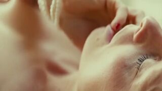 Erika Marozsan, Kata Peto topless - Parasites in Paradise (2018) lusty episodes