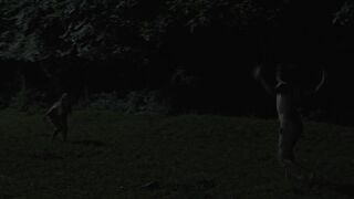 Marilou Aussilloux topless, Bérénice Bejo topless - Over the Cracks (2023)