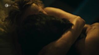 Katja Riemann sexy sex scene - RESET - Wie weit willst du gehen s01e03 (2024)