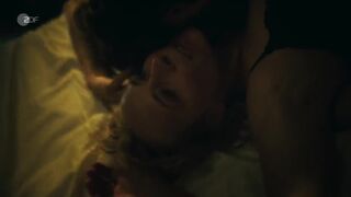 Katja Riemann sexy sex scene - RESET - Wie weit willst du gehen s01e03 (2024)