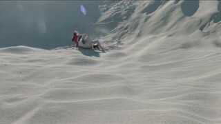 Cristin Milioti - Made For Love s02e08 (2022) Naked Film Scenes