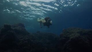 Jennifer Lawren nude, Saida Benza naked, Isa Feliu nude - Heart (2023)