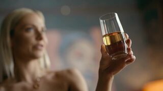 Valentina Pahde - SUNNY - Wer bist Du wirklich s01e13 (2020) actress A hot scene