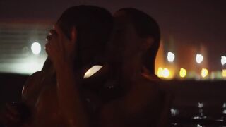 Alba Baptista, Maria Leite - Flutuar (2018) Topless Scenes
