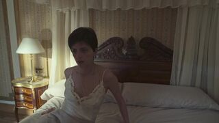 Megan Montaner nude - 30 Coins (2023) 30 Monedas. s02